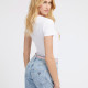 Guess Γυναικεία κοντομάνικη μπλούζα Triangle Flowers Tee